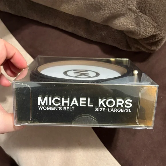 New Women’s Michael Kors Belt - Picture 4 of 5